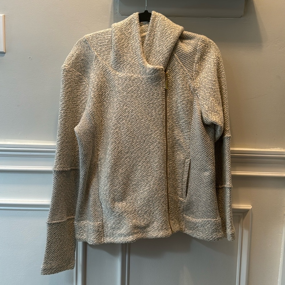 Brand new Lucky brand size XL hooded jacket